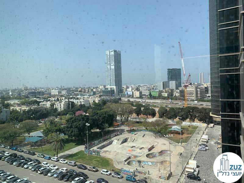 נוף מחלון של משרד להשכרה במגדל אדגר 360C תל אביב
