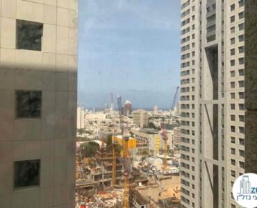 נוף מחלון של משרד להשכרה בתל אביב במגדל פלטינום