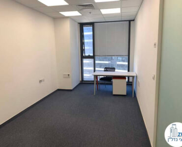 חדר של משרד להשכרה במגדל השחר גבעתיים