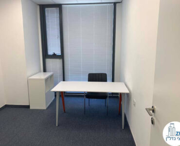 חדר של משרד להשכרה במגדל השחר גבעתיים