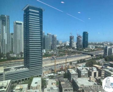 נוף מחלון של משרד להשכרה לחברות הייטק במגדל ספיר רמת גן