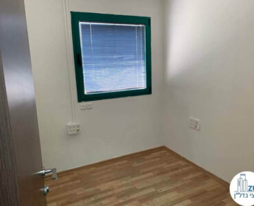 חדר של משרד להשכרה בתל אביב בשכונת מונטיפיורי