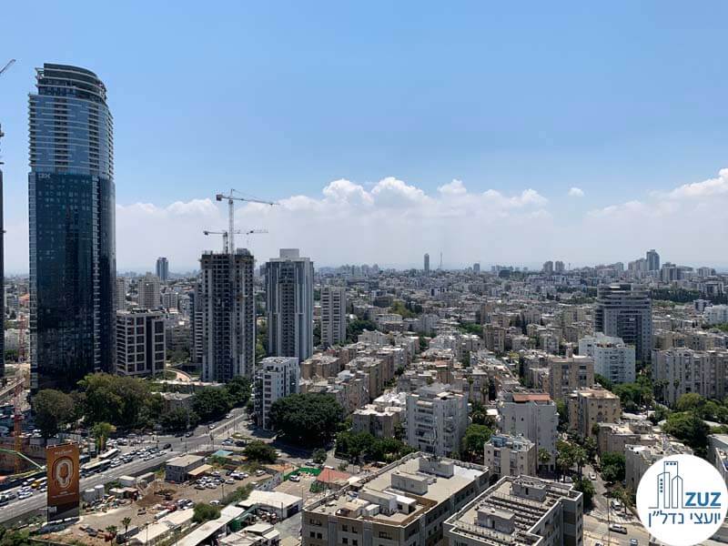 נוף ממרפסת של משרד להשכרה עם מרפסת במגדל רסיטל תל אביב