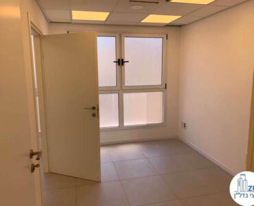 חדר של קליניקה להשכרה בבית הרופאים תל אביב