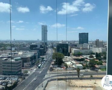 נוף מחלון של משרד להשכרה במגדל סקי טאוור תל אביב