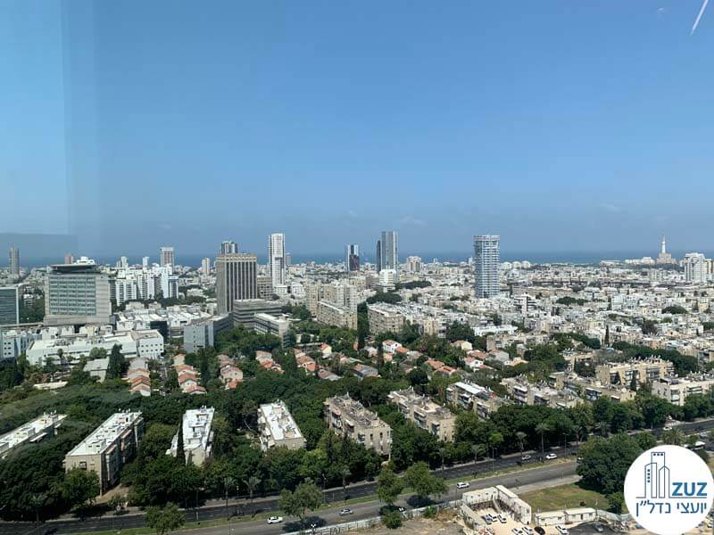 נוף לים מחלון של משרד להשכרה עם נוף לים במגדל רסיטל תל אביב