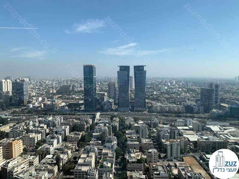 נוף מחלון של משרד להשכרה לחברות הייטק במגדלי הארבעה תל אביב