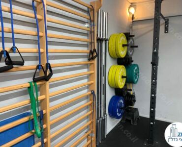 משקולות של סטודיו של לקוח מרוצה בשכונת מונטיפיורי תל אביב