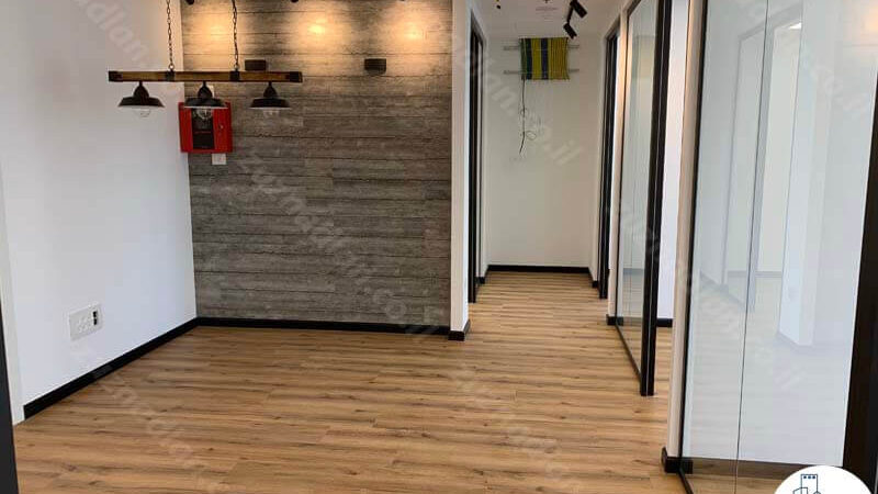 רחבת כניסה משרד להשכרה במגדל אקרו נדל"ן תל אביב