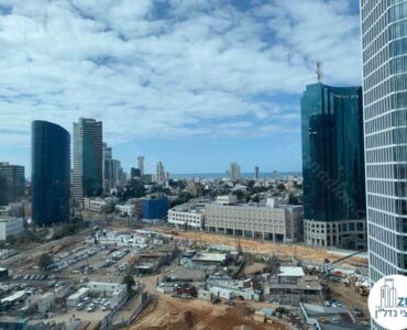 נוף לים מחלון של משרד להשכרה במגדל סקי חסן ערפה תל אביב