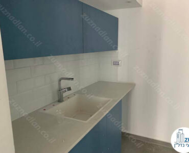 מטבחון של השכרת משרד במגדל סקי טאוור תל אביב
