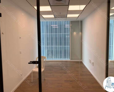 חדר של משרד להשכרה במגדל אקרו בתל אביב