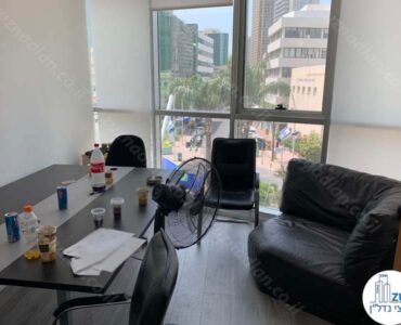 חדר של משרד להשכרה לחברות הייטק במתחם הבורסה רמת גן