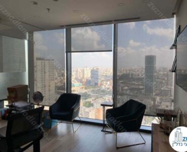 חדר של משרד להשכרה 228 מר במגדלי הארבעה תל אביב