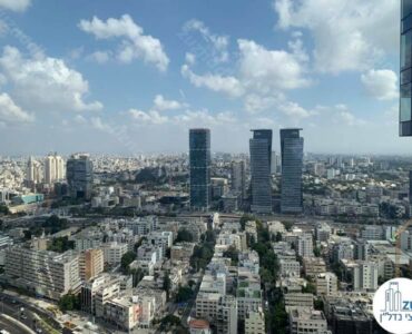 נוף מחלון של משרד להשכרה 228 מר במגדלי הארבעה תל אביב