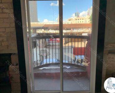 מרפסת של משרד להשכרה 134 מר בבית האדום בתל אביב