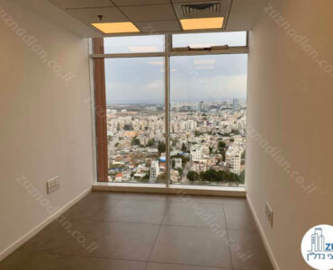 חדר של משרד להשכרה 252 מר במגדל בסר 3 בני ברק