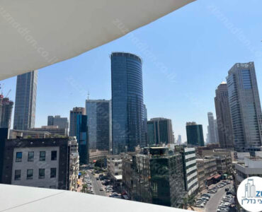 נוף ממרפסת של משרד להשכרה 185 מר ברחוב היצירה רמת גן