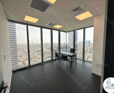 חדר פינתי של משרד להשכרה 243 מר במגדל נמרודי בני ברק