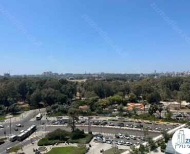 נוף מחלון של משרד למכירה 617 מר במגדל לייף מתחם בסר בני ברק