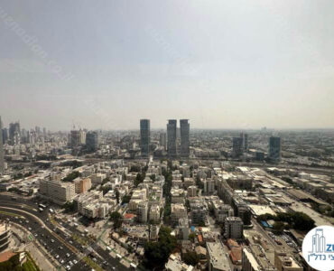 נוף מחלון של משרד להשכרה 150 מר להייטק במגדלי הארבעה תל אביב