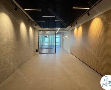 רחבת כניסה של משרד להשכרה בקומה גבוהה במגדל לייף בבני ברק