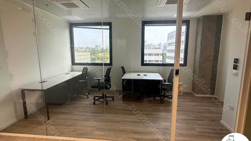 חדר של משרד חדש להשכרה 550 מר בבניין משרדים בציר יגאל אלון בתל אביב
