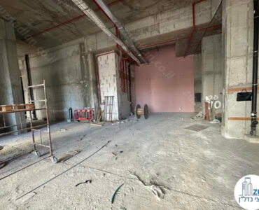 שטח ברמת מעטפת של שטח מסחרי להשכרה במגדל השחר בגבעתיים