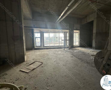 שטח מעטפת של שטח מסחרי להשכרה במגדל השחר בגבעתיים