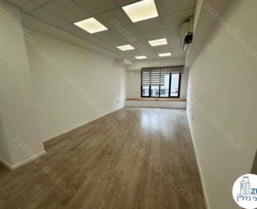 חדר ישיבות של משרד להשכרה 185 מר בבניין משרדים על שדרות רוטשילד בתל אביב