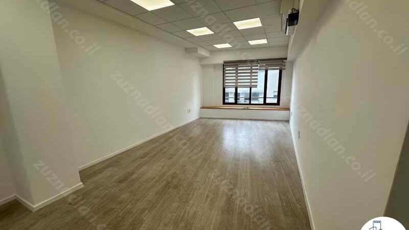 חדר ישיבות של משרד להשכרה 185 מר בבניין משרדים על שדרות רוטשילד בתל אביב