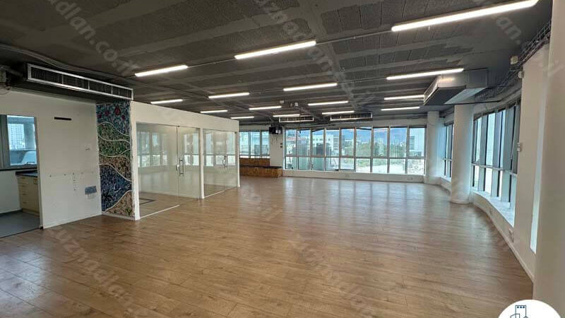 אופן ספייס של משרד להשכרה עם מרפסת בבית מוזס במתחם רוטשילד תל אביב