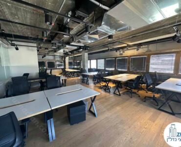 אופן ספייס של קומה שלמה להשכרה בבניין משרדים על רחוב אחד העם תל אביב