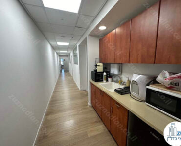 מטבחון של משרד 295 מר להשכרה במתחם הבורסה בבית שאפ