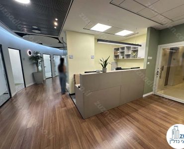 פינת קבלה של משרד להשכרה 464 מר במגדל ששון חוגי במתחם הבורסה