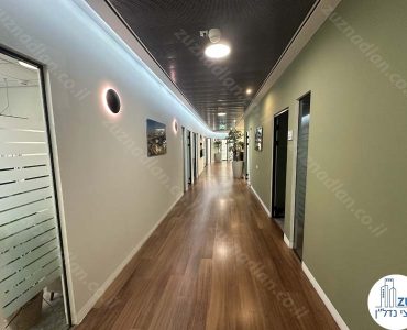 מסדרון של משרד להשכרה 464 מר במגדל ששון חוגי במתחם הבורסה