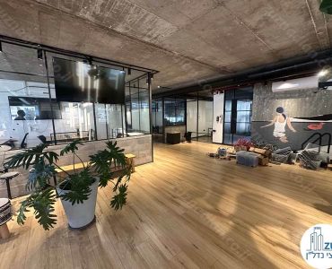 מסדרון של משרד להשכרה להייטק 1400 מר בשכונת מונטיפיורי בתל אביב