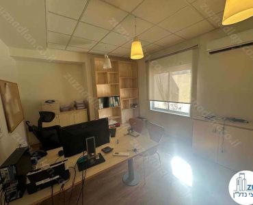 חדר של משרד 300 מר להשכרה בבניין ייחודי במתחם רוטשילד בתל אביב