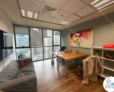 חדר של משרד מחולק לחדרים להשכרה במגדל ששון חוגי ברמת גן