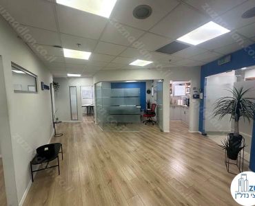 רחבת כניסה של משרד 275 מר להשכרה ברחוב היצירה במתחם הבורסה רמת גן